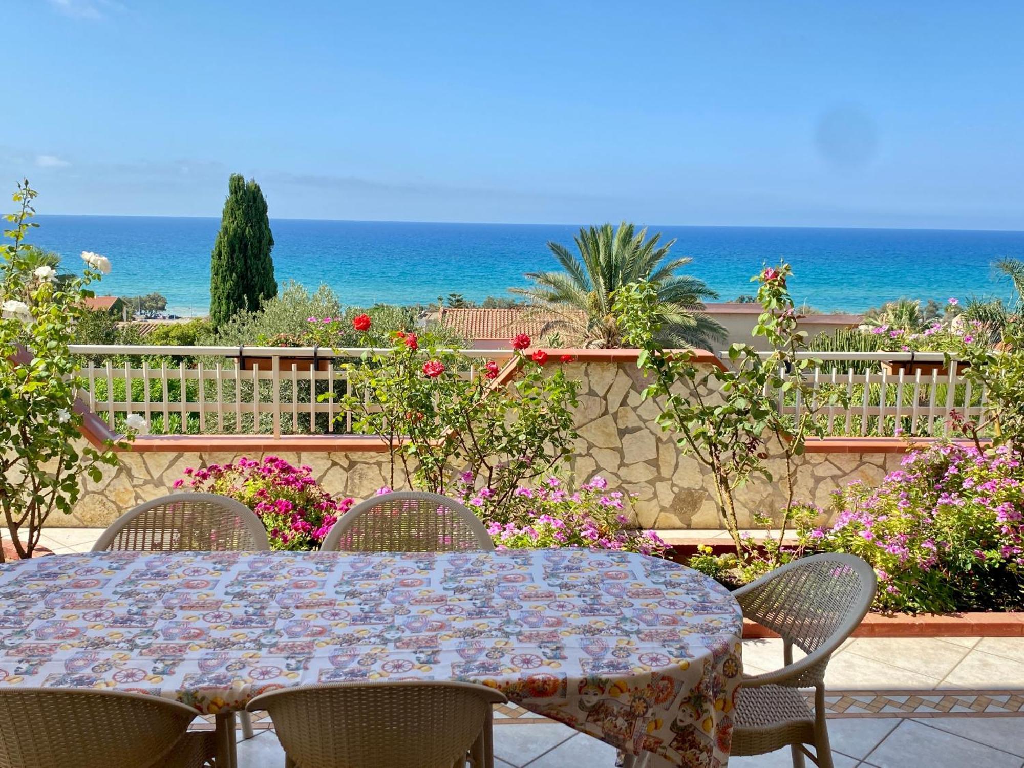 Villa Mare Giuggiola Алькамо-Марина Екстер'єр фото